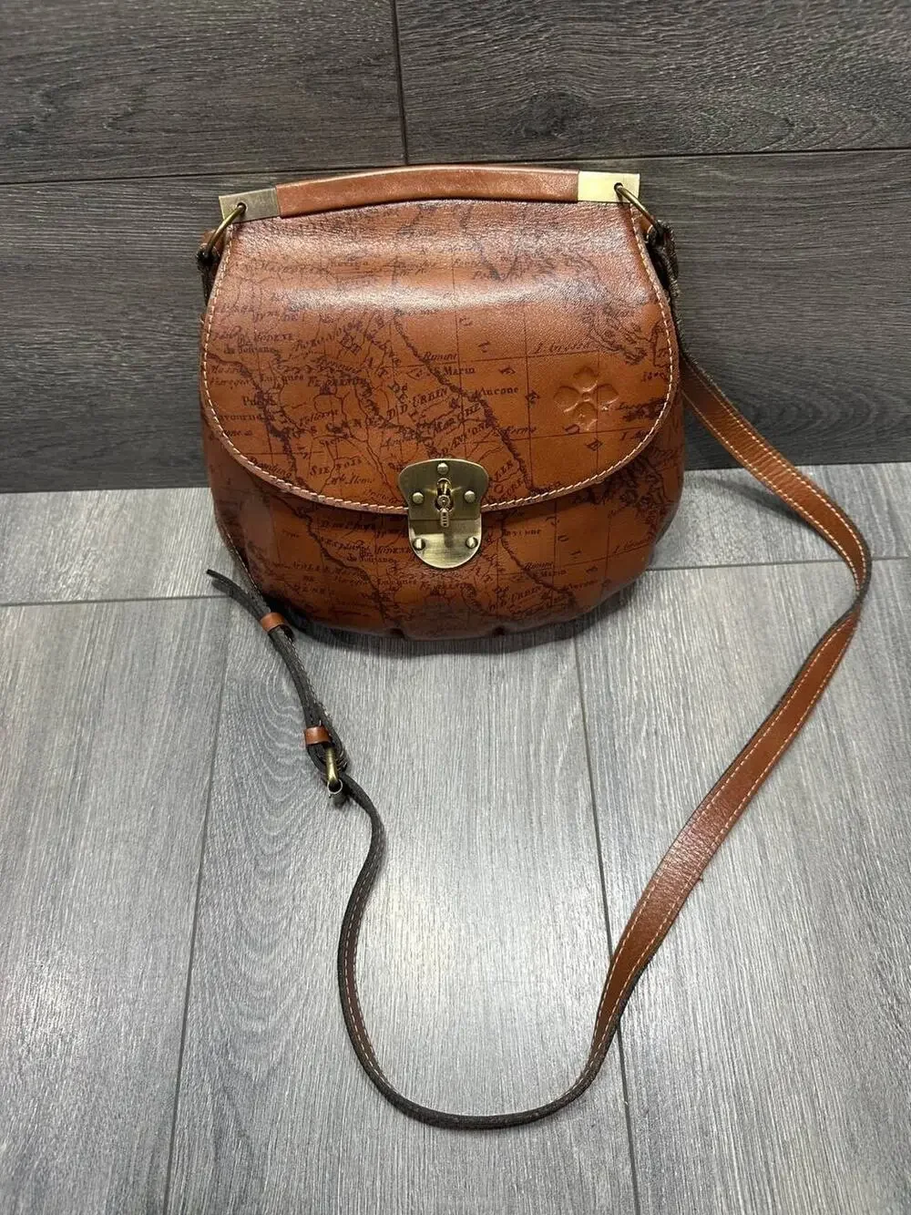 Patricia Nash Leather Veneto Crossbody Bag Signature Map Brown B000579